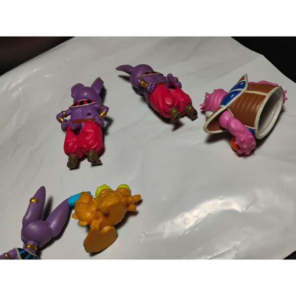 Lot of 7 Dragon Ball Z Figures Broken Incomplete & Good For Parts - Picture 7 of 8